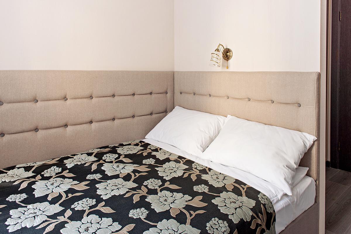 Time Hotel Kiev Bagian luar foto