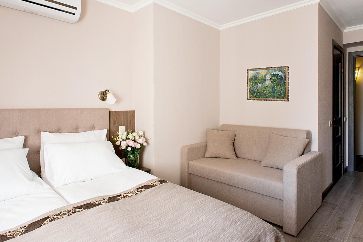 Time Hotel Kiev Bagian luar foto